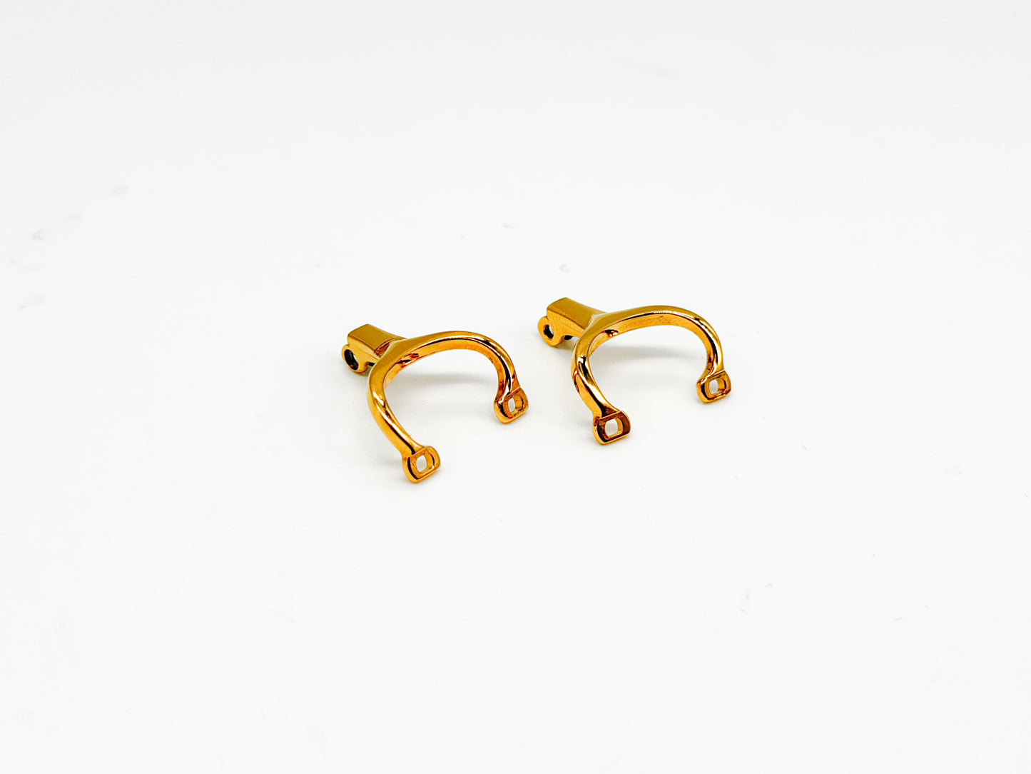 Cartier Bridge Clips – Gold (2 pcs, U-Shape Connector Set)